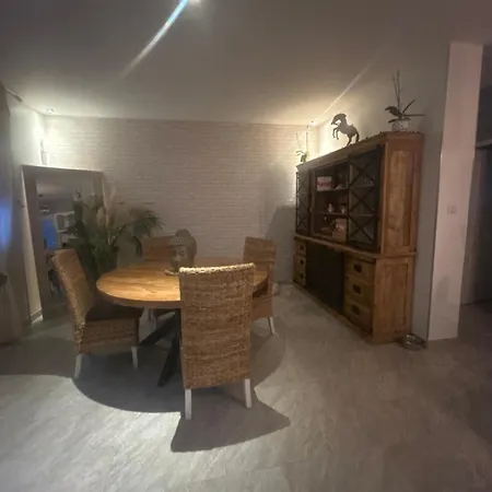 בית נופש Casa Juanito לנטון